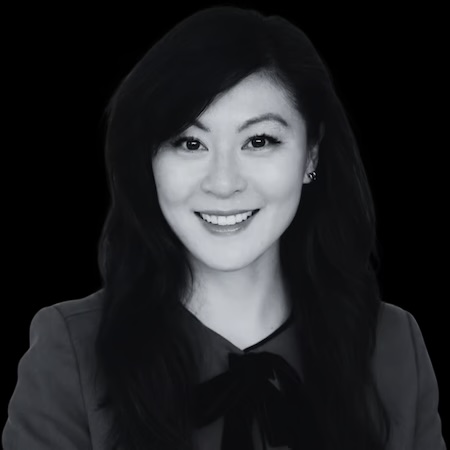 Elizabeth Mo photo.jpg